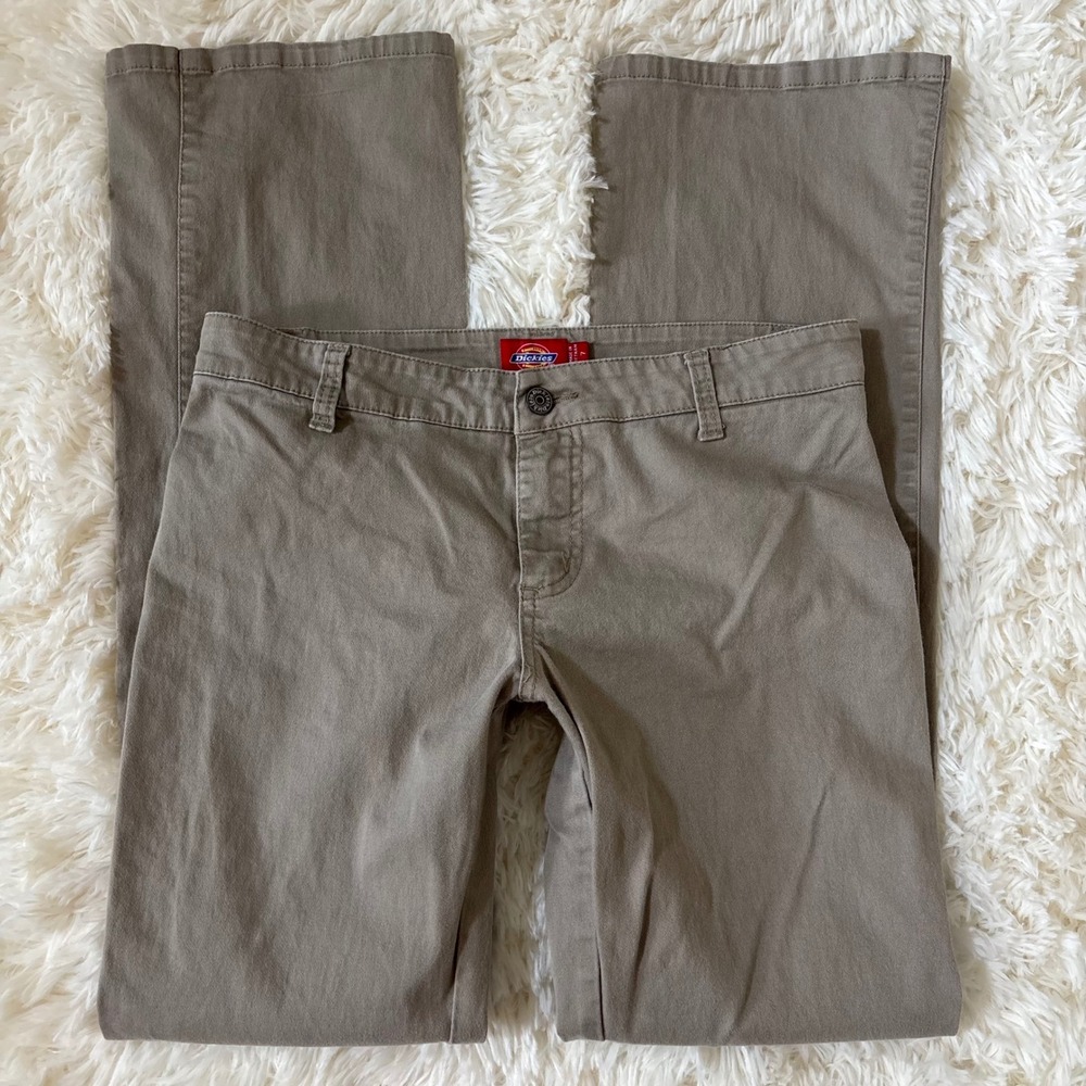 Dickies Khaki Tan Low Rise Flare Leg Workwear Pants Size 7 Y2K Slim Fit
